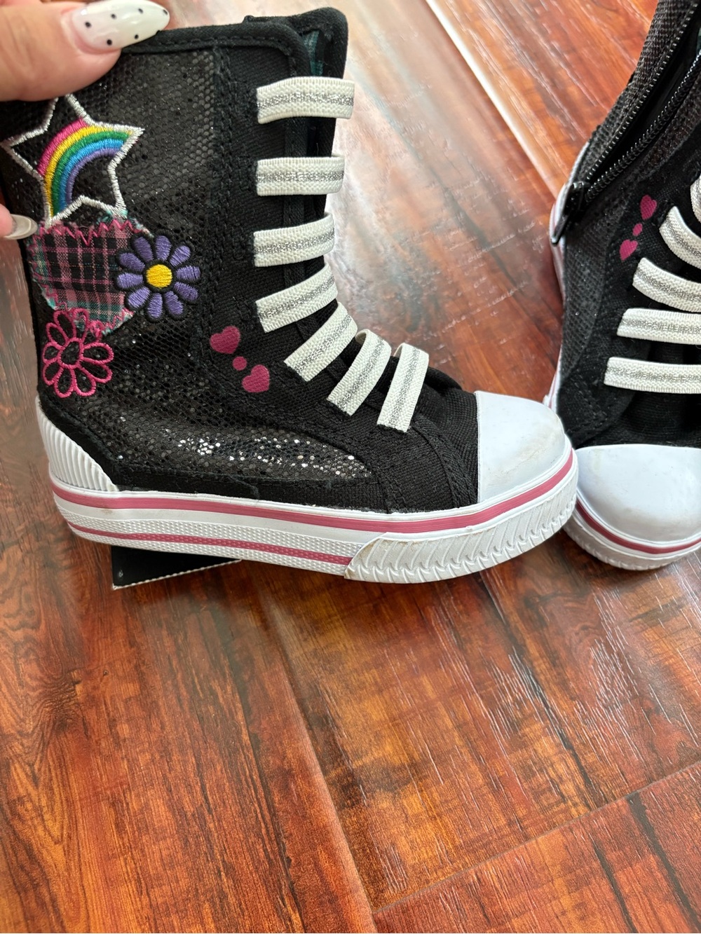 NWT Kids Black High-Top Fashion Sneakers with Rainbow & Flower - size 6
